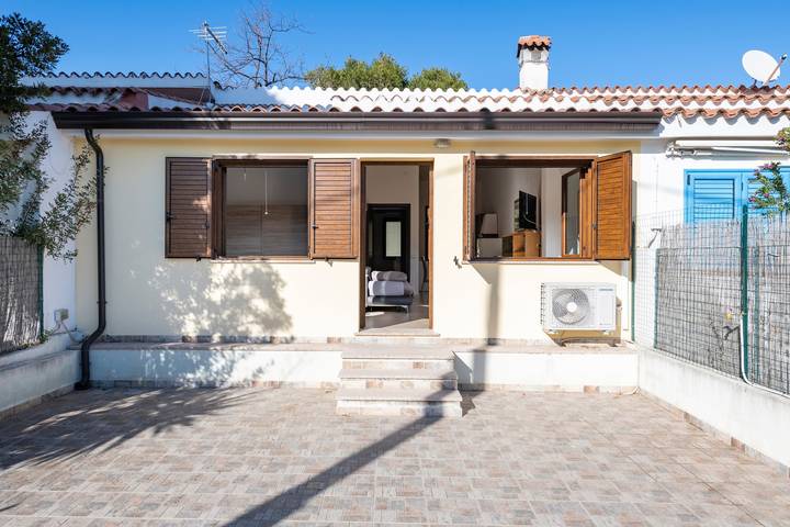 Appartamento intero, Appartamento "Casa Museddu" adatto agli animali domestici con aria condizionata, terrazze e giardino in Buoncammino, Cardedu