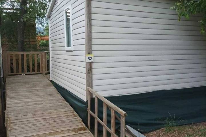 Camping pour 4 personnes à Roquebrune-sur-Argens