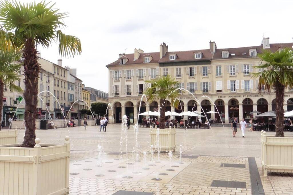 Appartement entier, Standard Studio in Saint-Germain-en-Laye, Yvelines