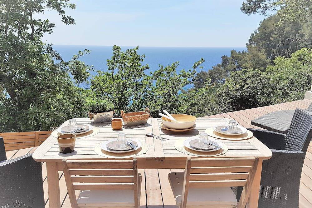 Chalet \"Little Paradise\" Vue Mer 1er rang - grande terrasse - plain pied in Le Pradet, Parc national de Port-Cros