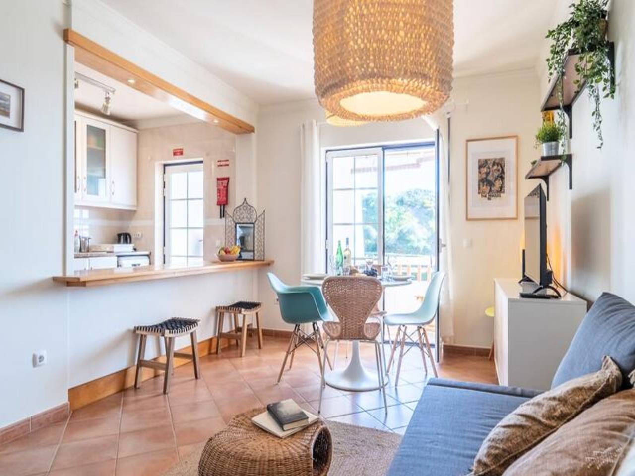 Apartamento inteiro, Apartamento de férias para 3 pessoas com varanda in Arrifana, Aljezur