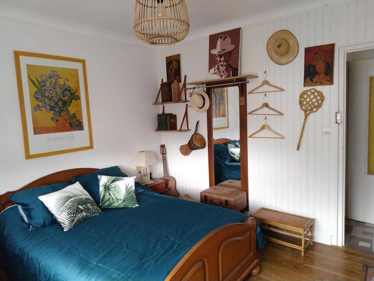 Chambre César B&B- au 1er - Villa Chaumonty in Périgueux, Périgord Blanc