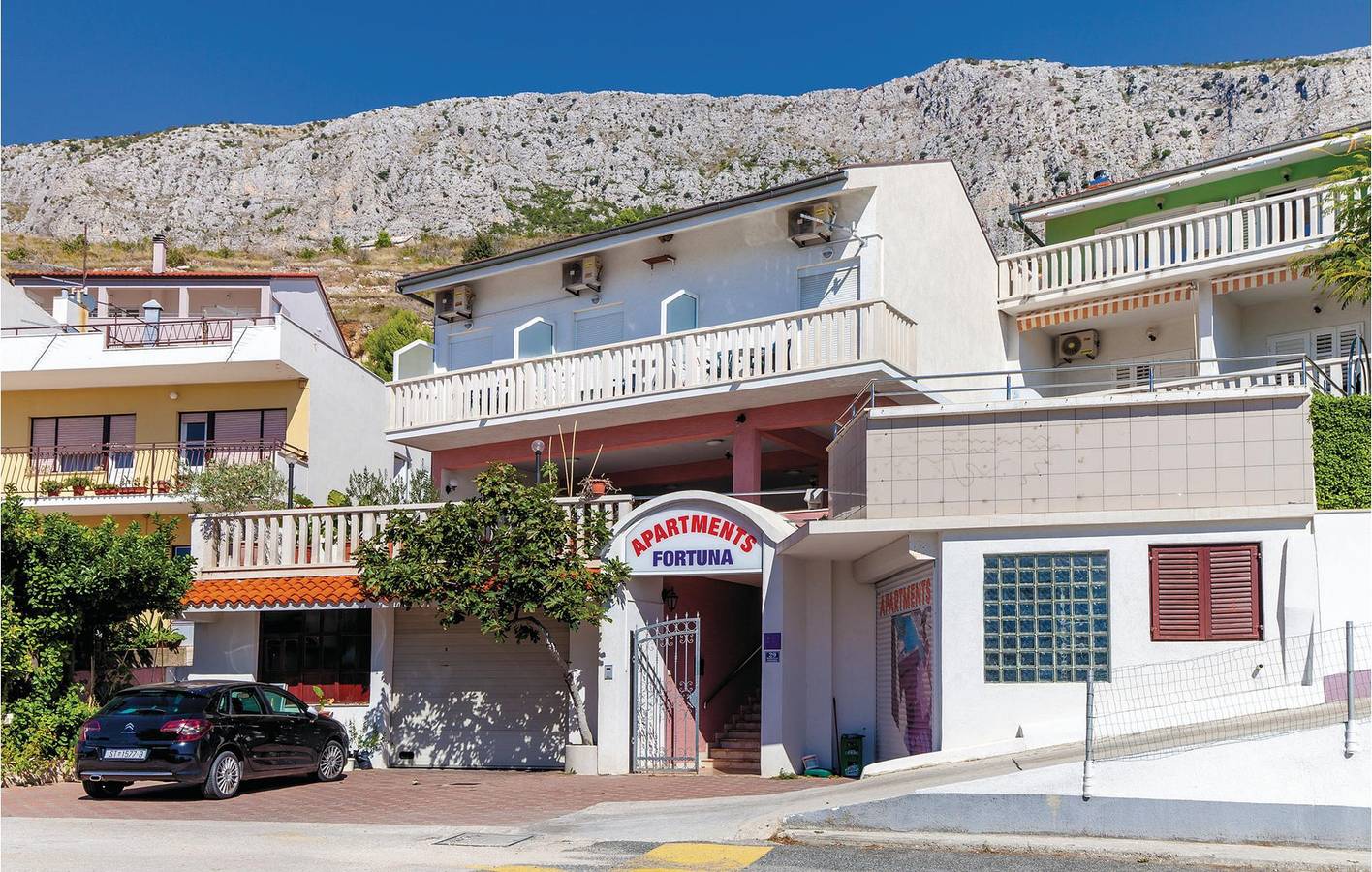 Ganze Ferienwohnung, Ferienwohnung für 4 Personen mit Terrasse in Lokva Rogoznica, Split-Dalmatien