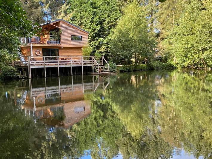 Location de vacances pour 2 personnes, avec jacuzzi et jardin dans Coglès - 2