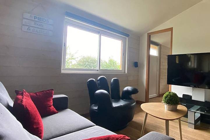 Location de vacances pour 5 personnes, avec jacuzzi ainsi que terrasse et jardin, animaux acceptés dans Plage De La Granville - 4