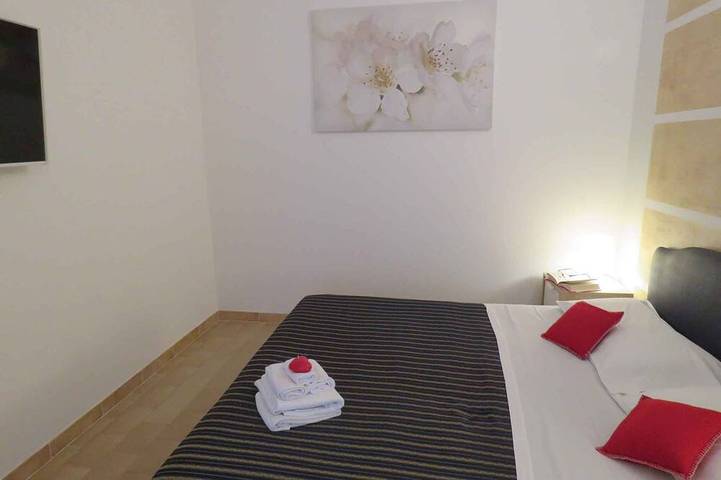 Apartamento entero, Apartamento de vacaciones con balcón y aire acondicionado in Fogliano Marina, Riccione