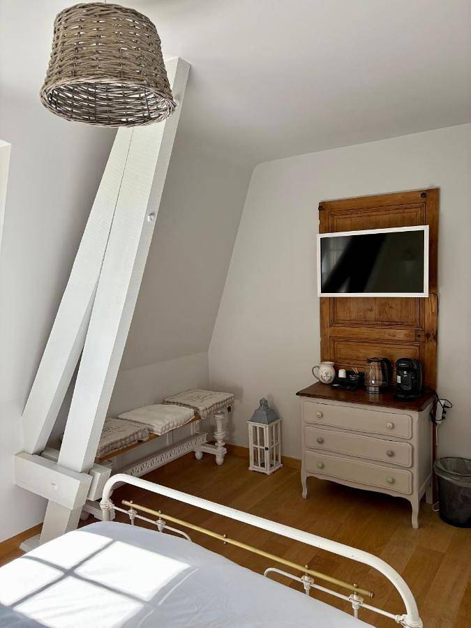 Maison d’hôte pour 4 personnes, avec jardin et piscine à Marigny-Brizay - 3