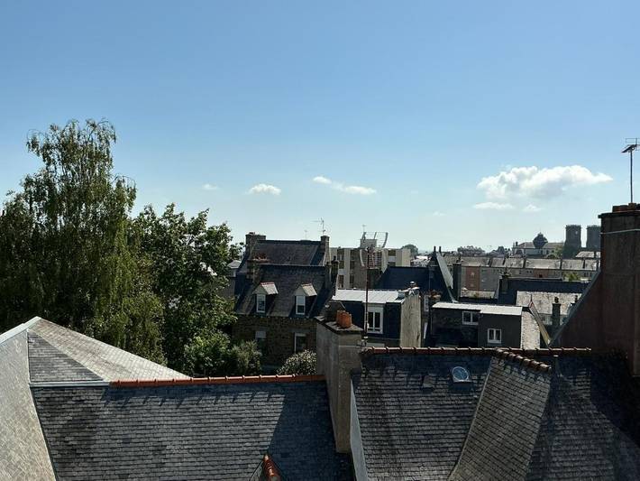 Appartement de vacances pour 3 personnes, avec terrasse ainsi que jardin et vue