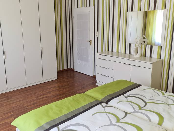 Ganze Wohnung, Ferienwohnung Deichblick mit eigener Terrasse, Garten und Wlan in Horumersiel, Wangerland