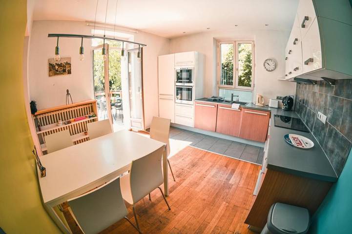Gîte pour 4 personnes, avec Terrasse et Jardin ainsi que Piscine et Vue à Cran-Gevrier - 4