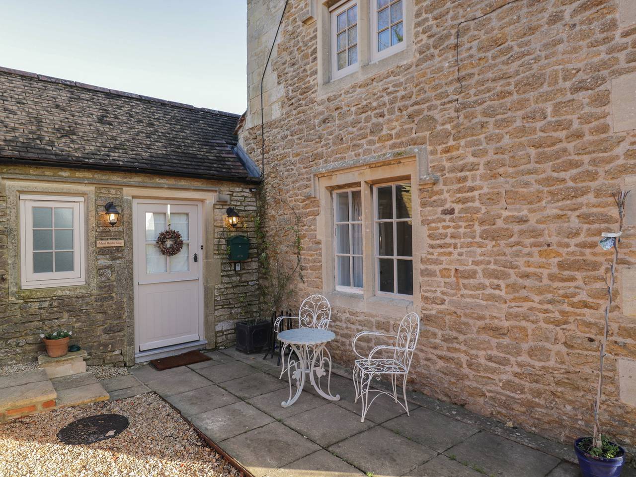 Maud Heath's Snug in Wiltshire