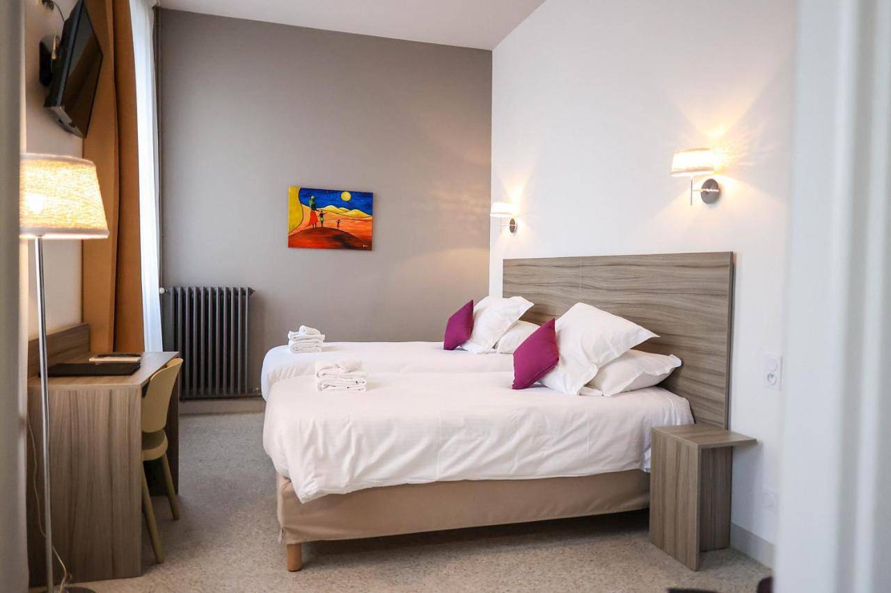 Standard Double Room in Moissac, Quercy