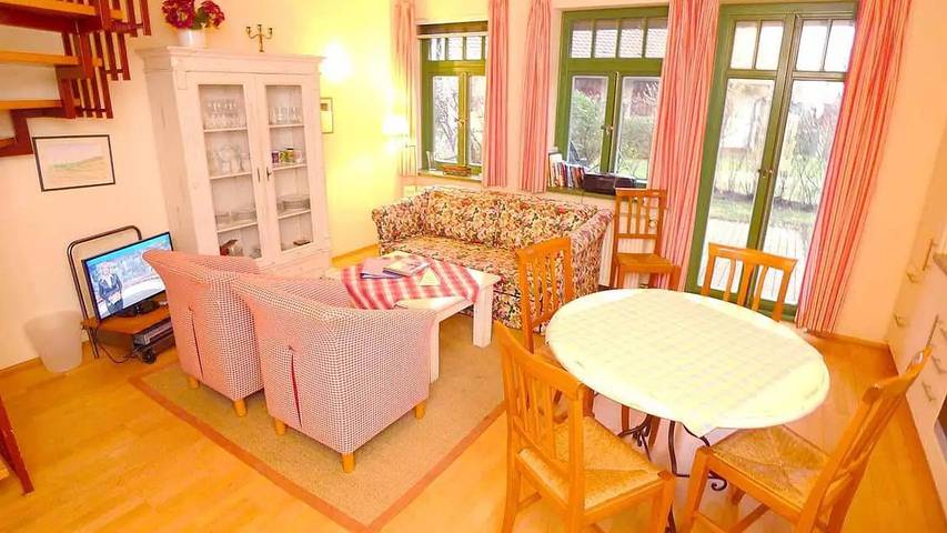 Ferienhaus für 6 Personen, mit Garten in Wustrow - 4