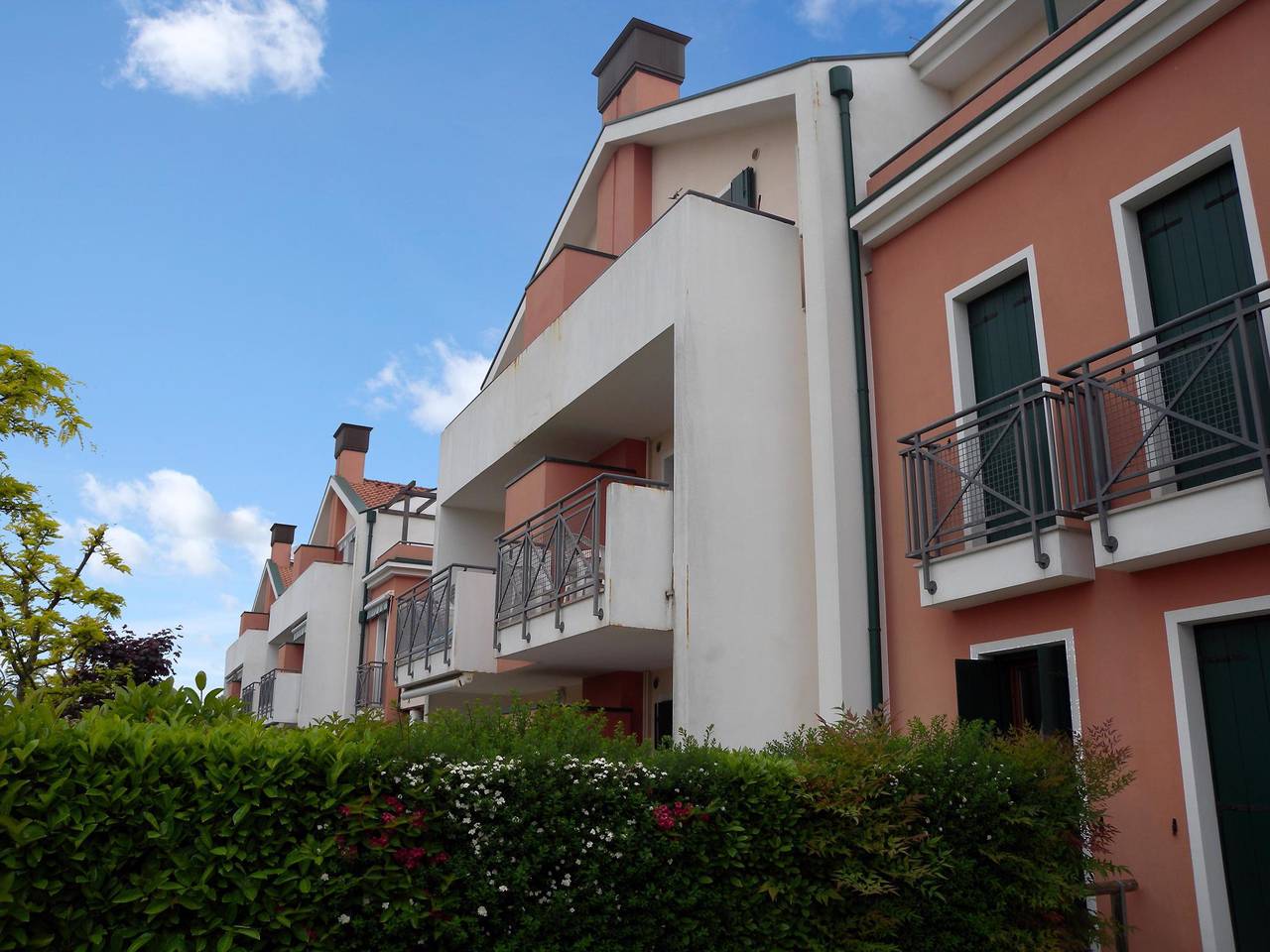 Entire holiday apartment, Holiday apartment mit Pool  in Lido di Jesolo, Venice Province