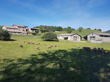 Gîte pour 4 personnes, avec vue et jardin à Rosans