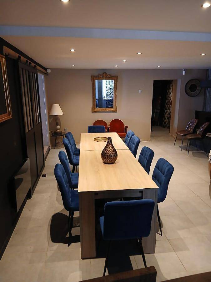 Location de vacances pour 12 personnes, avec Terrasse à Moutiers-sur-le-Lay
