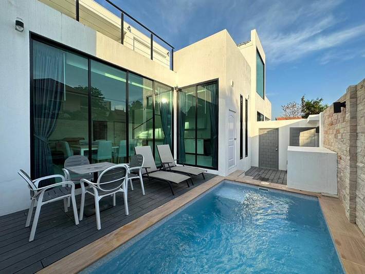 Villa pour 4 personnes, avec balcon ainsi que piscine et jacuzzi à Pattaya - 2