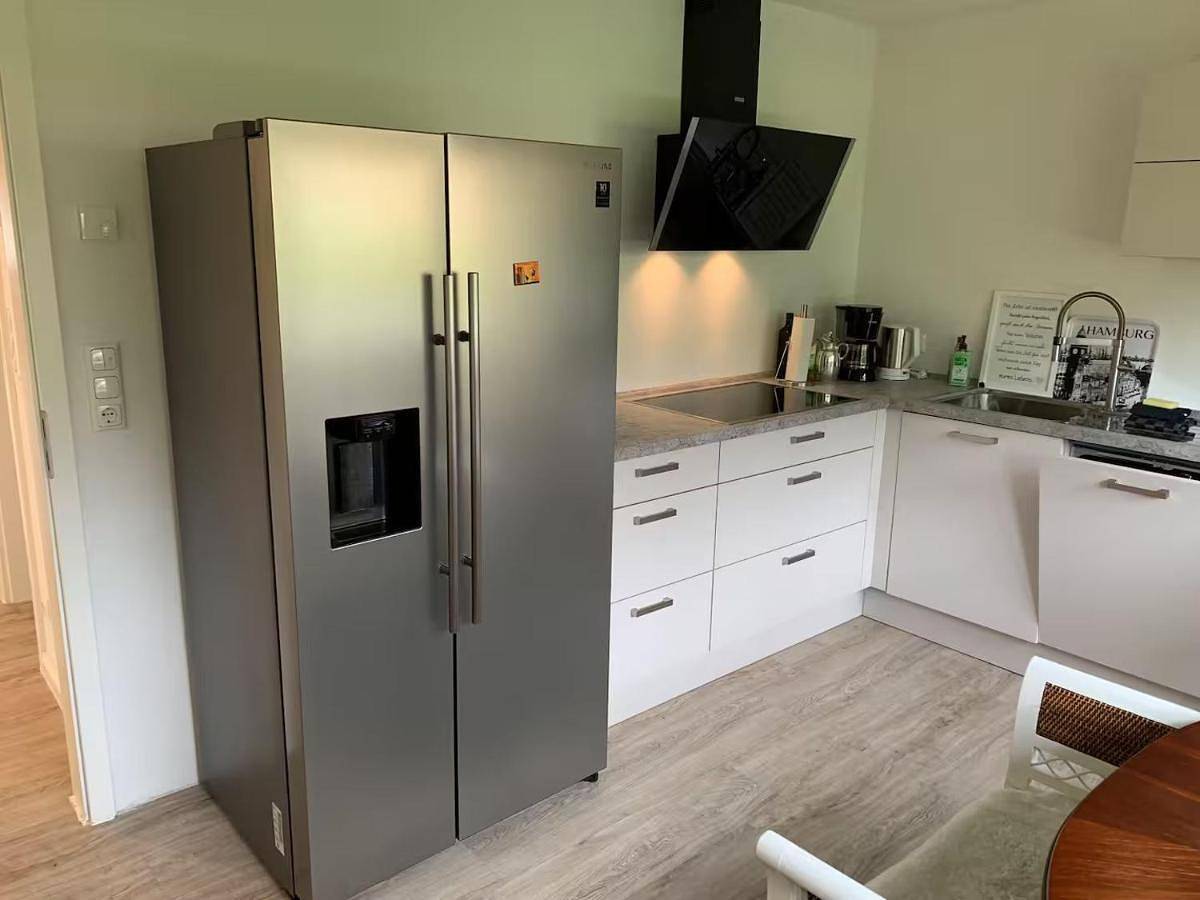 Modernes großes Haus 125qm bei Hamburg - Familien, Gruppen & Business, Wifi 100Mbit Glasfaser, Kamin, Garten 760 qm, zwei Bäder in Quickborn, Kreis Pinneberg