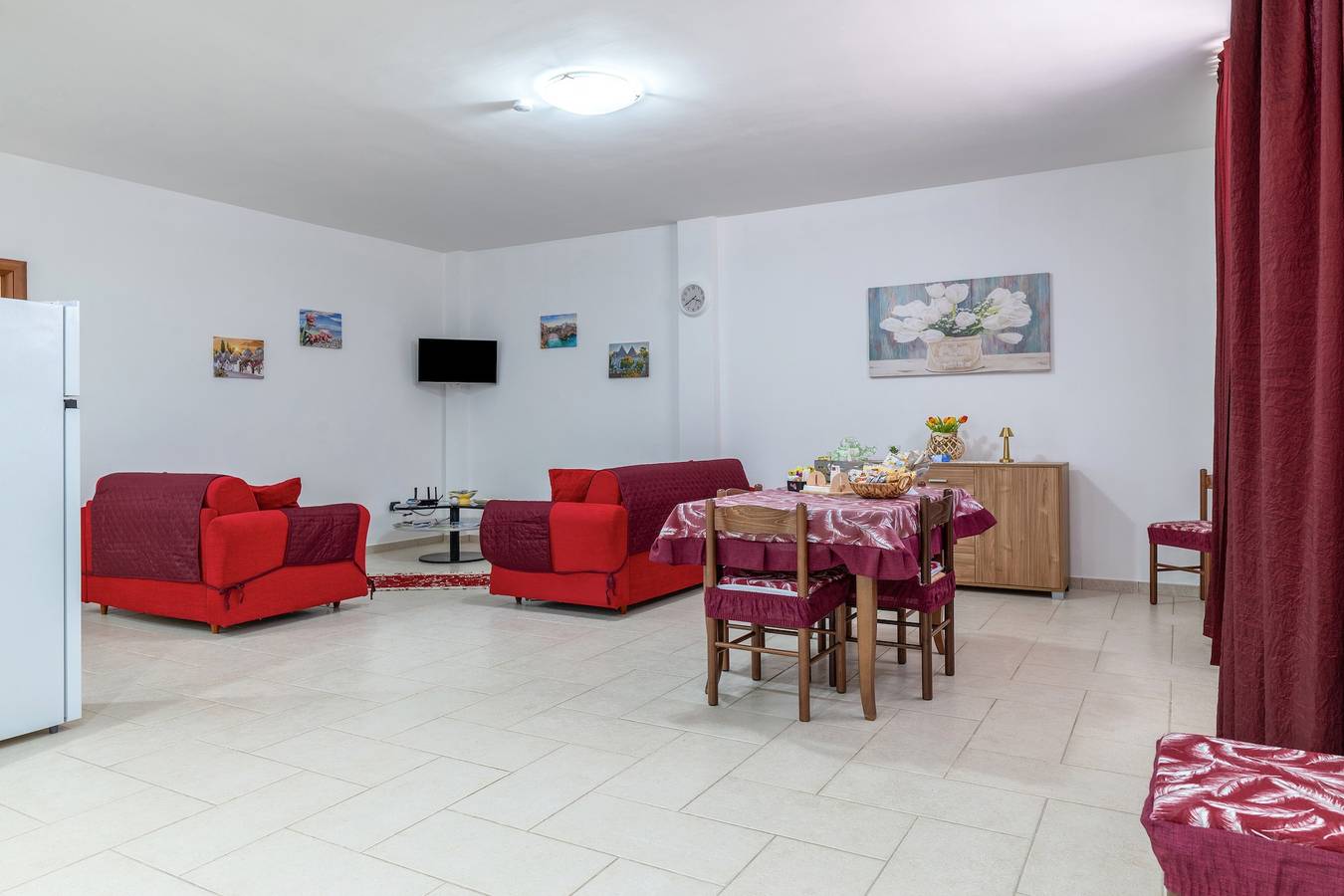 Ferienhaus 'La Perla' mit Gemeinschaftspool, Wlan und Klimaanlage in Latiano, Salento