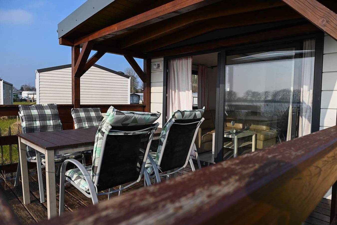 Mini-Ferienhaus Eiderufer 1 – Dein naturnaher Rückzugsort an der Eider in Süderstapel, Eider-Treene-Sorge