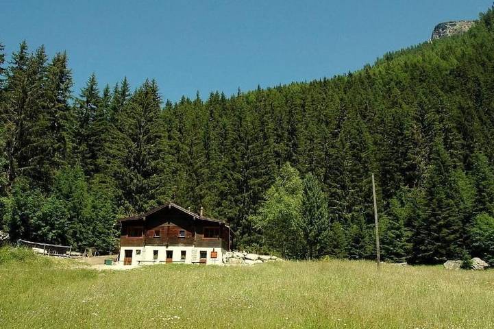 Ferienhaus für 8 Personen, mit Garten