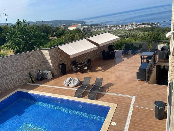 Ferienwohnung für 2 Personen, mit Balkon/Terrasse und Pool