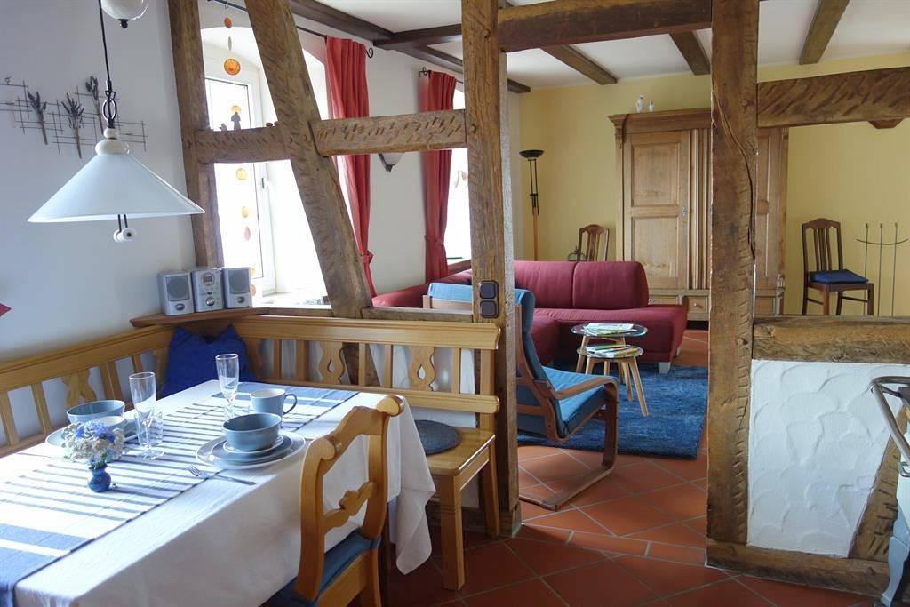 Ganze Ferienwohnung, 4-Bett-Ferienwohnung Dusche/Wc, 2 Schlafräume in Bleckhausen, Vulkaneifel