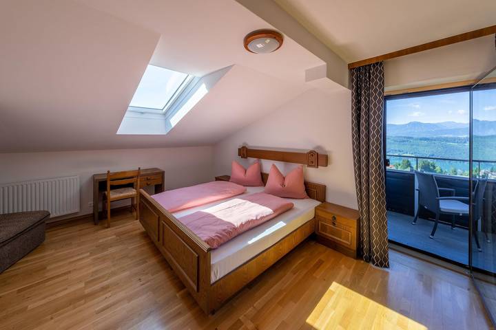 Ferienwohnung für 6 Personen, mit Seeblick und Balkon am Millstätter See - 3