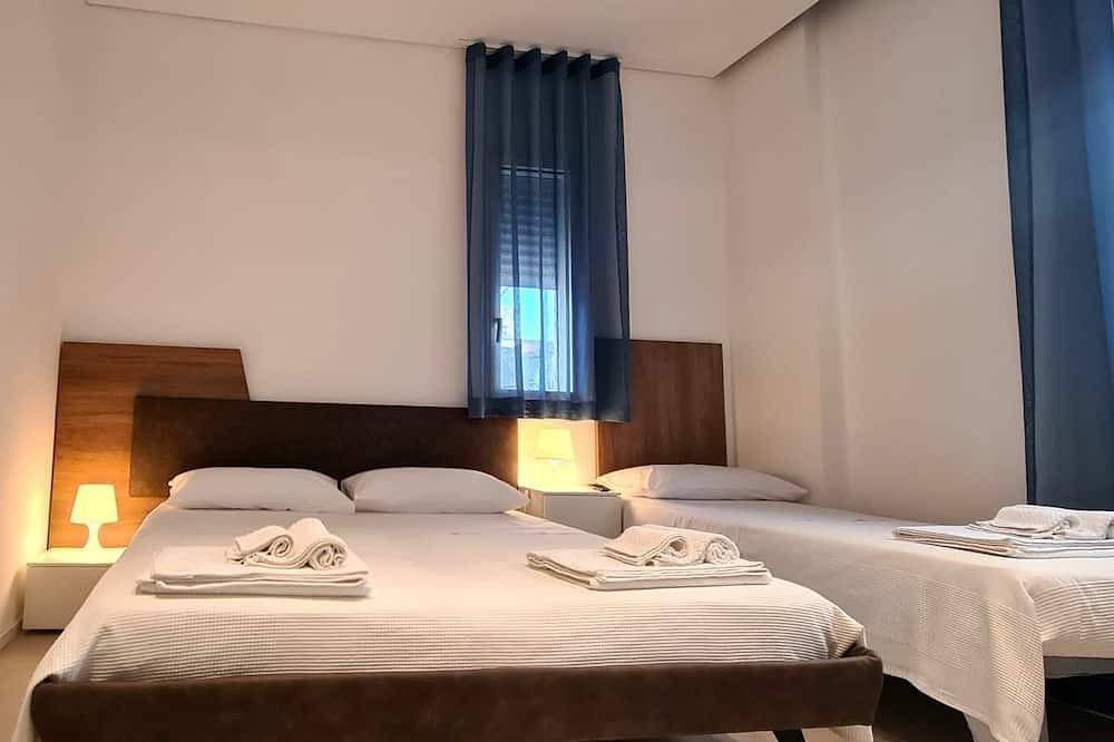 Villa by the sea, perfect for families in Fondachello, Catania Province