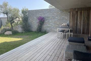 Gîte pour 6 personnes, avec sauna et jardin ainsi que jacuzzi et piscine dans Plage de Fautea