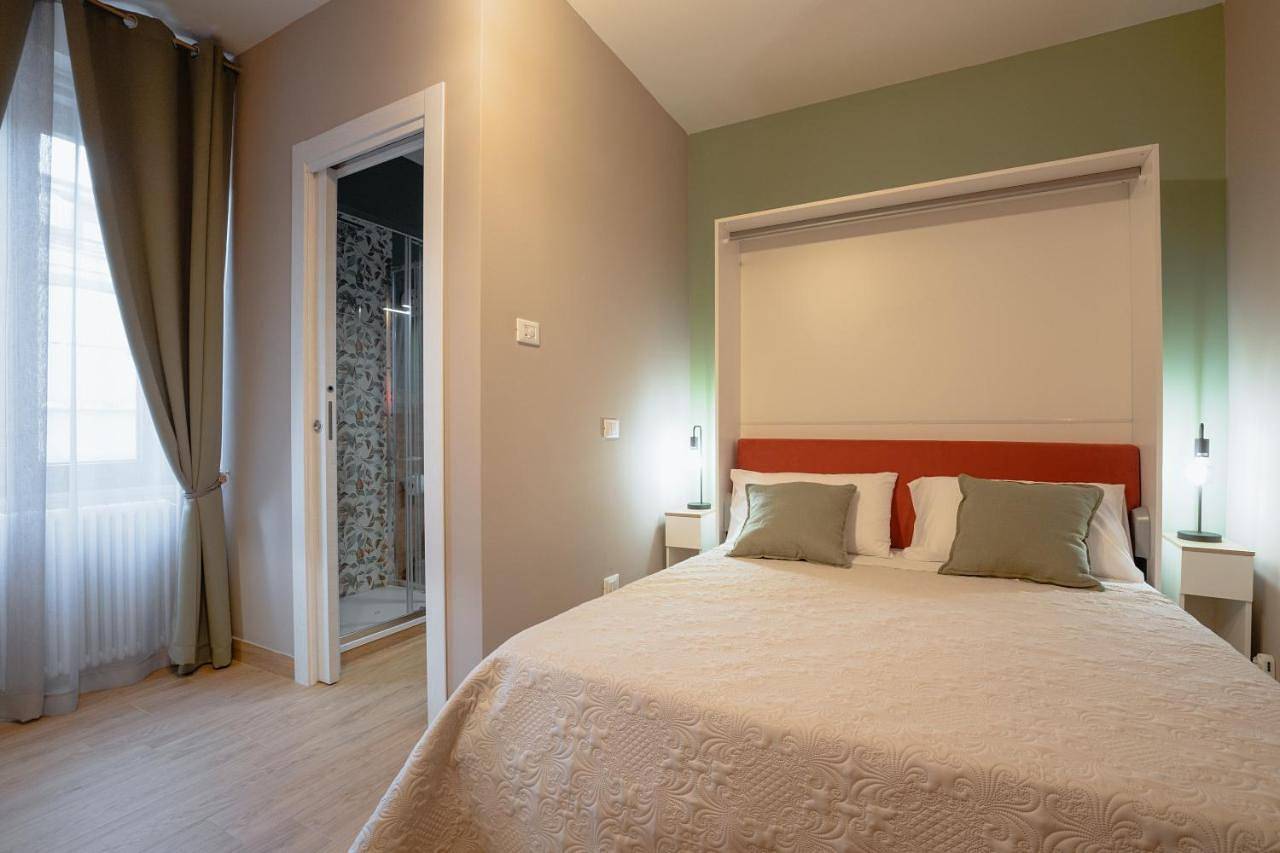Appartamento intero, Double Room in Tivoli, Provincia di Roma