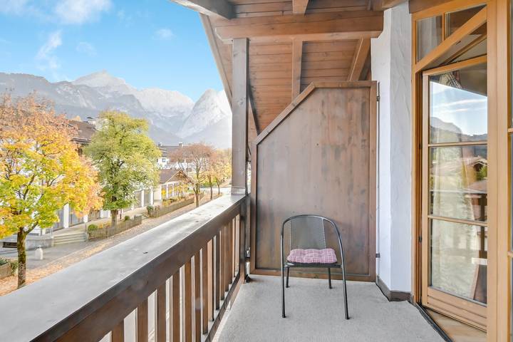 Appartement entier, Katharinenhof Appartement de vacances "Zugspitze" avec balcon, vue sur la montagne et Wi-Fi in Garmisch-Partenkirchen, Alpes bavaroises