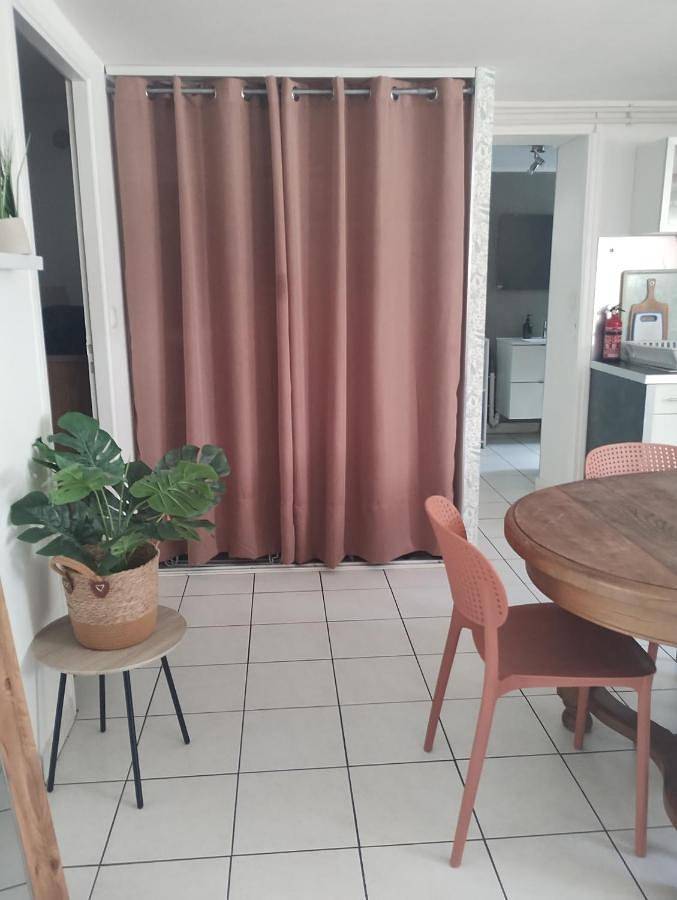 Appartement entier, Essey-St Bohème 6 pers parking apt en souplex in Essey-lès-Nancy, Région de Nancy