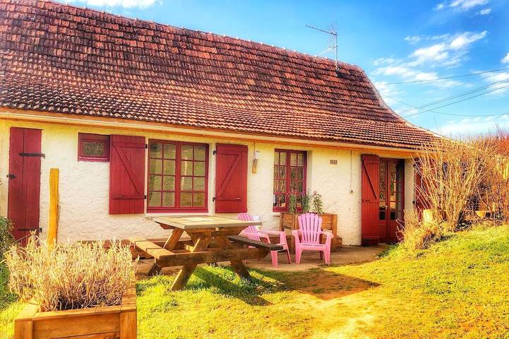 Gîte pour 7 personnes, avec Terrasse et Jardin