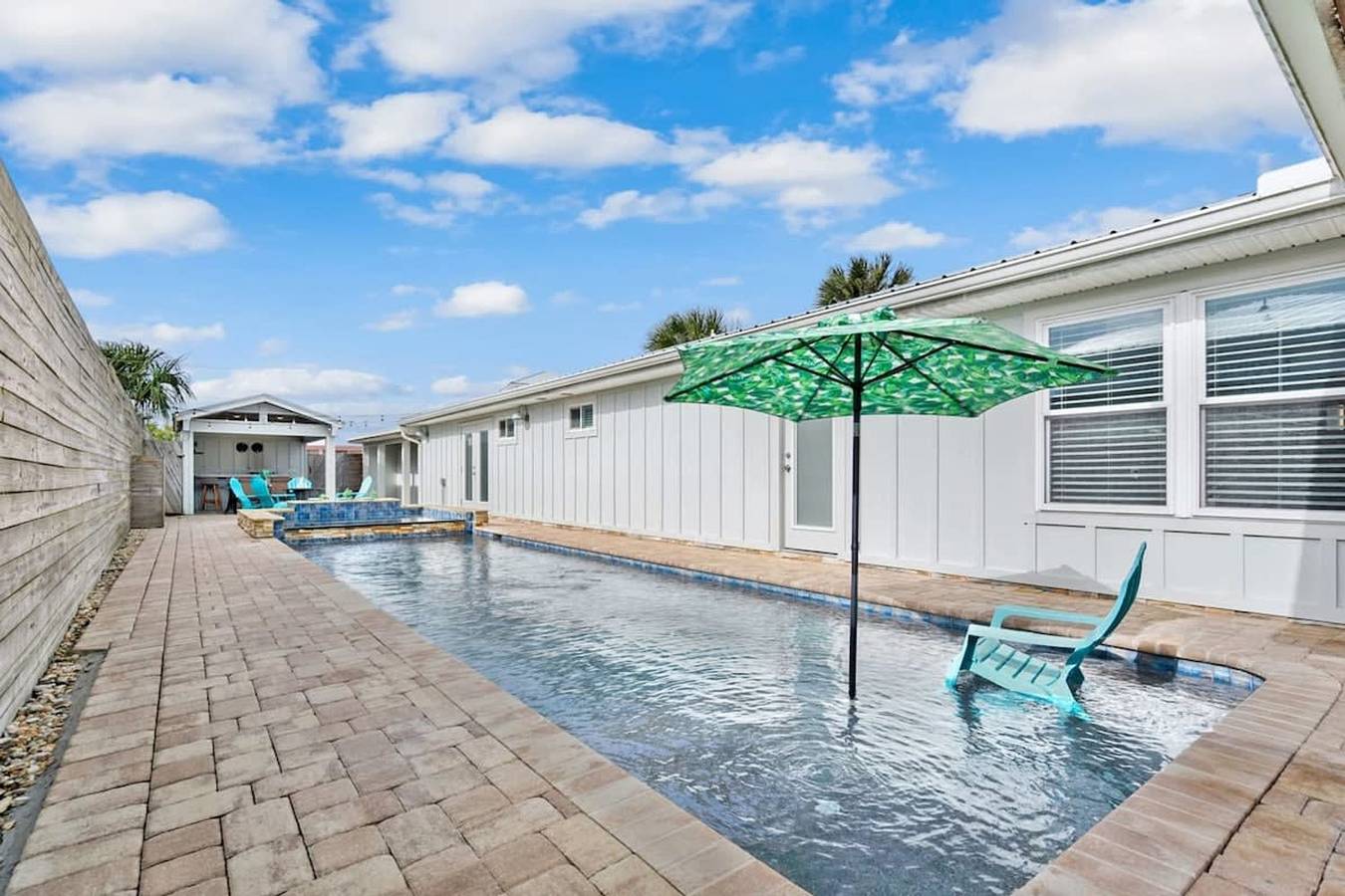 Vacation Rental for 8 Guests in Crescent Beach, St. Johns County