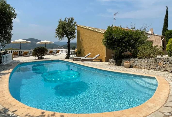 Villa pour 10 personnes, avec balcon et jardin dans Les Issambres - 2