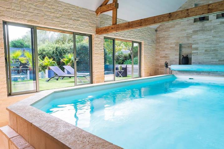 Location de vacances pour 4 personnes, avec jardin et sauna ainsi que jacuzzi et piscine à L'Oudon