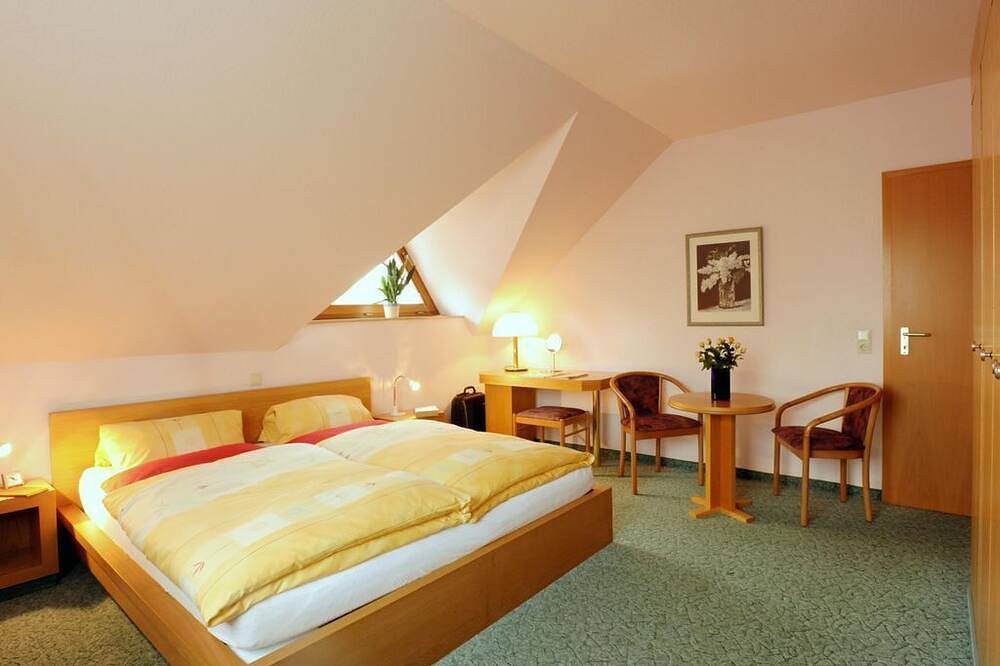 Ganze Wohnung, Ferienwohnung Prasser - Ferienwohnung, 1 Schlafraum in Pirna, Elbsandsteingebirge
