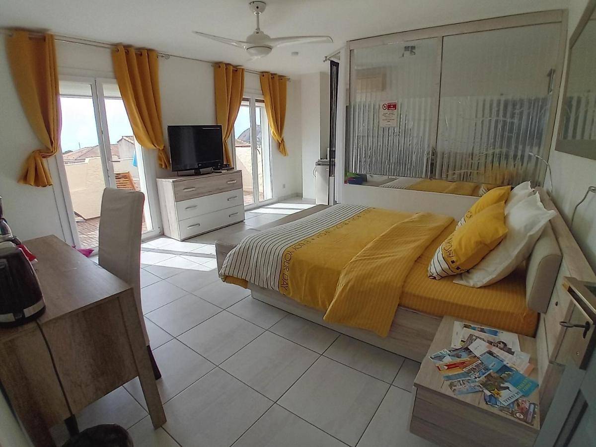 Deluxe Double Room with Sea View in La Ciotat, Région de Marseille