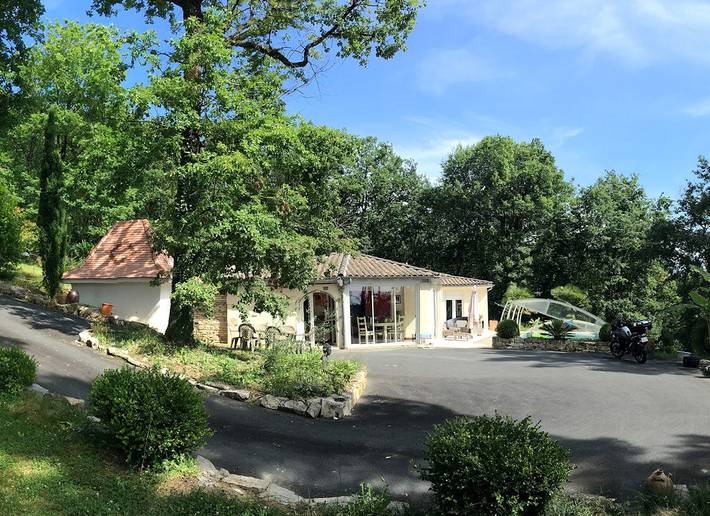 Villa pour 8 personnes, avec piscine ainsi que jardin et terrasse - 1
