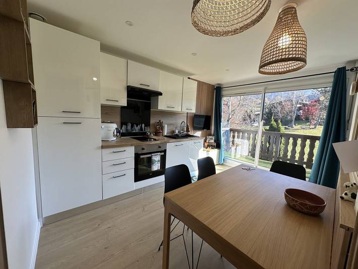 Gîte pour 4 personnes, avec terrasse dans Les Carroz - 2