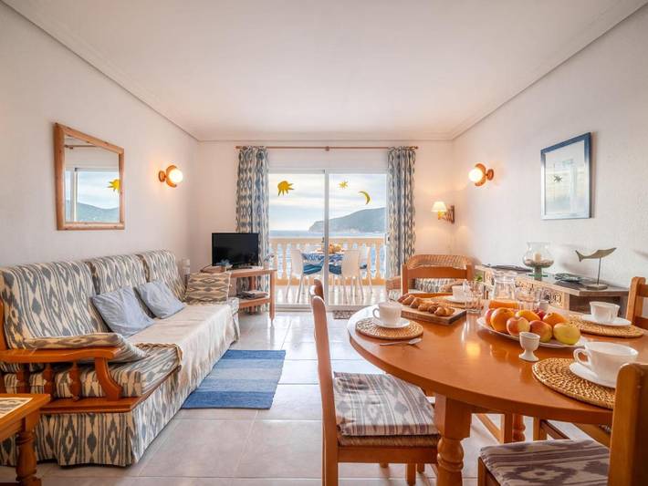 Gîte pour 4 personnes, avec Balcon et Piscine à Sant Elm - 4
