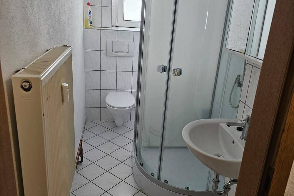 Ganze Wohnung, Ferienwohnung/App. für 3 Gäste mit 80m² in Leuna in Leuna, Saale-Unstrut