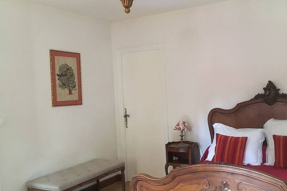 Propriété de charme sur 3 hectares de parc, calme et repos à 1km du centre ville in Gourdon, Quercy