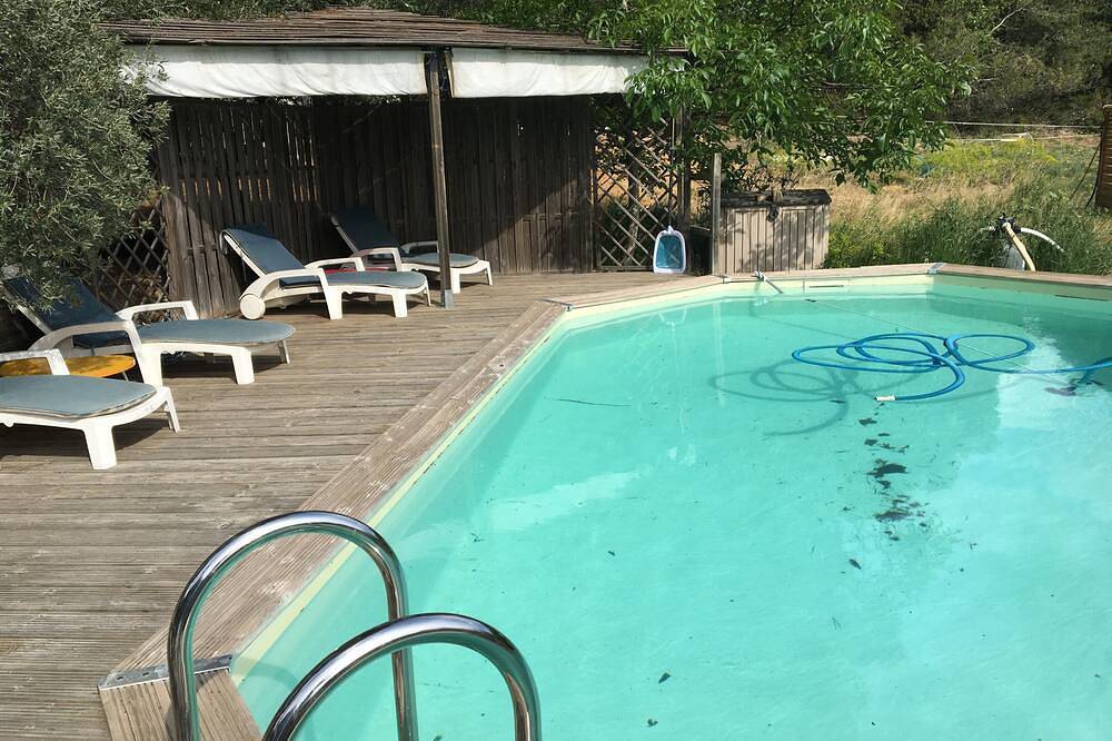 Yourte Dans la Campagne Aixoise in Fuveau, Aix-en-Provence und Umgebung