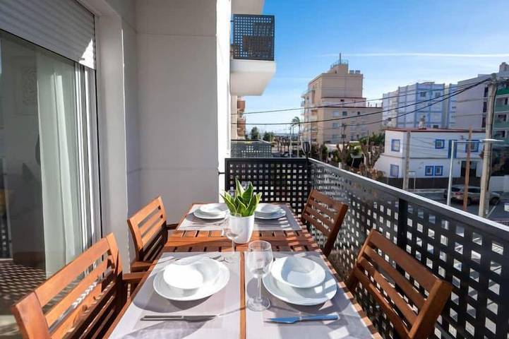 Ferienwohnung für 4 Personen, mit Pool und Balkon/Terrasse - 1