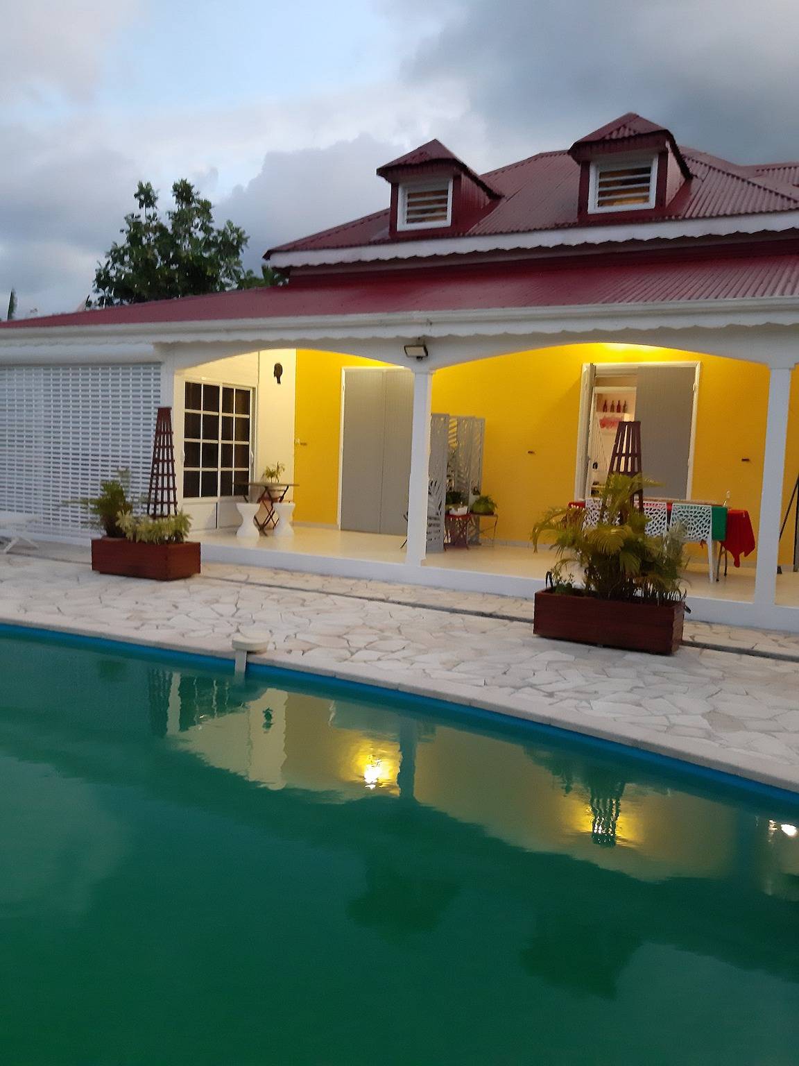 Ganzes Studio, Gemütliches Studio in Sainte Rose 19 m² mit Gemeinschaftspool in Sainte-Rose, Guadeloupe