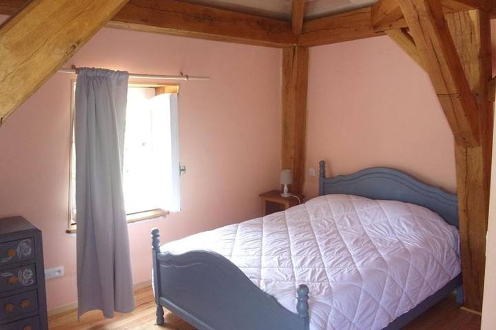 Location de vacances pour 12 personnes, avec terrasse et piscine, animaux acceptés à Pillac - 3