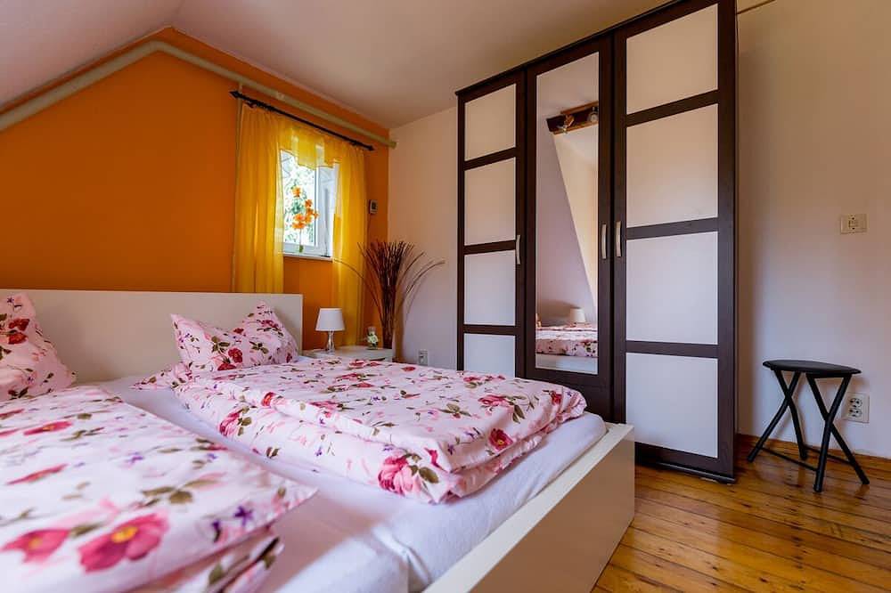 Ganze Wohnung, Hier können Sie sich wohlfühlen! in Bad Schlema, Erzgebirge