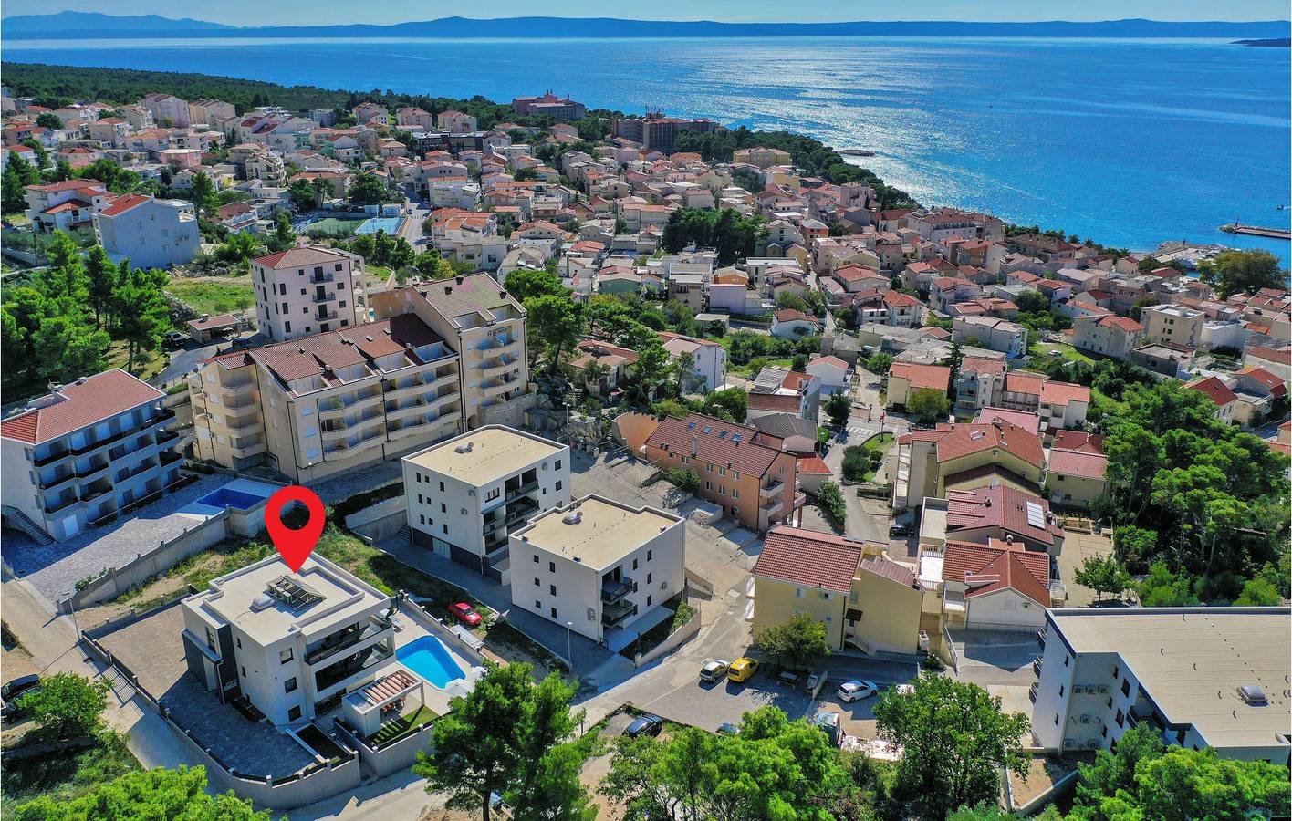Hel ferieleilighet, Ferieleilighet for 6 personer med badebasseng in Baska Voda, Makarska Riviera